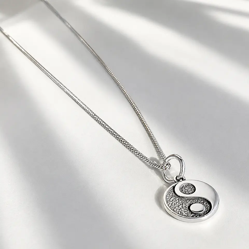 Collar Equilibrio 1