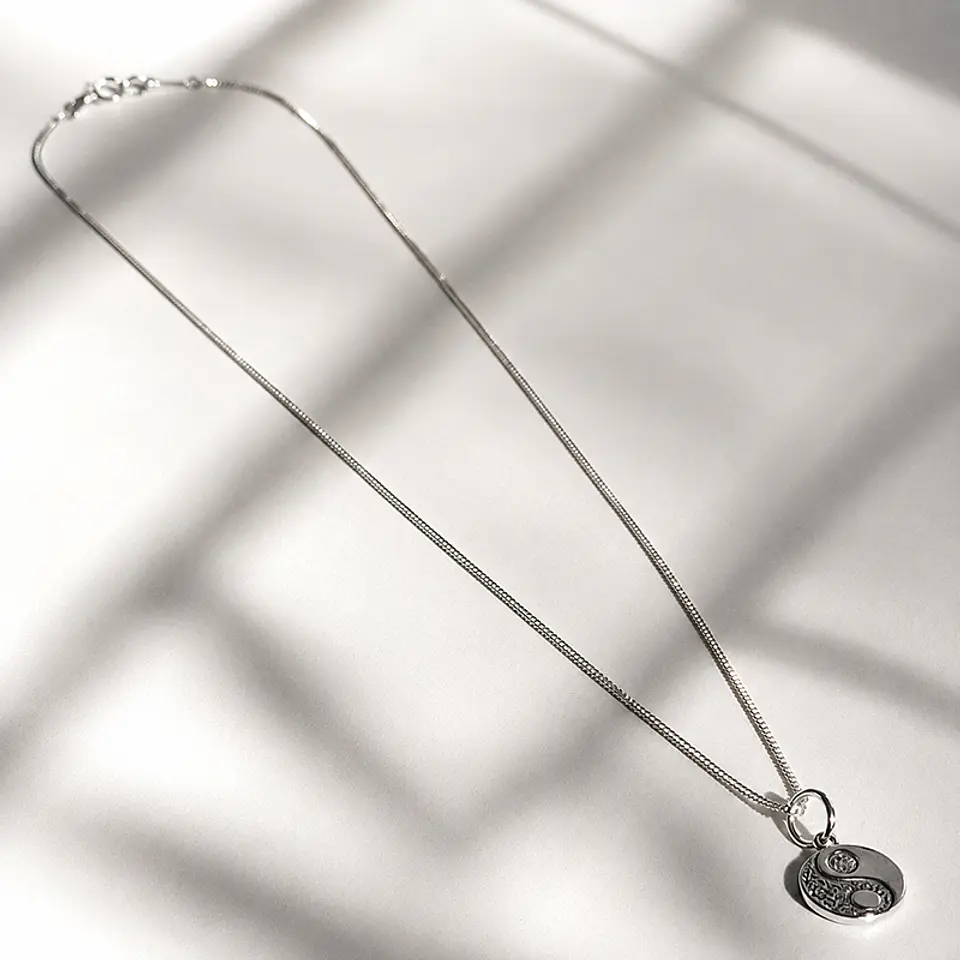 Collar Equilibrio 4