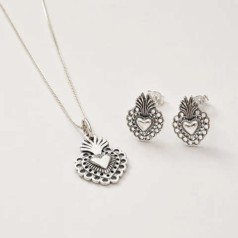 Conjunto Collar + Aros Corazón