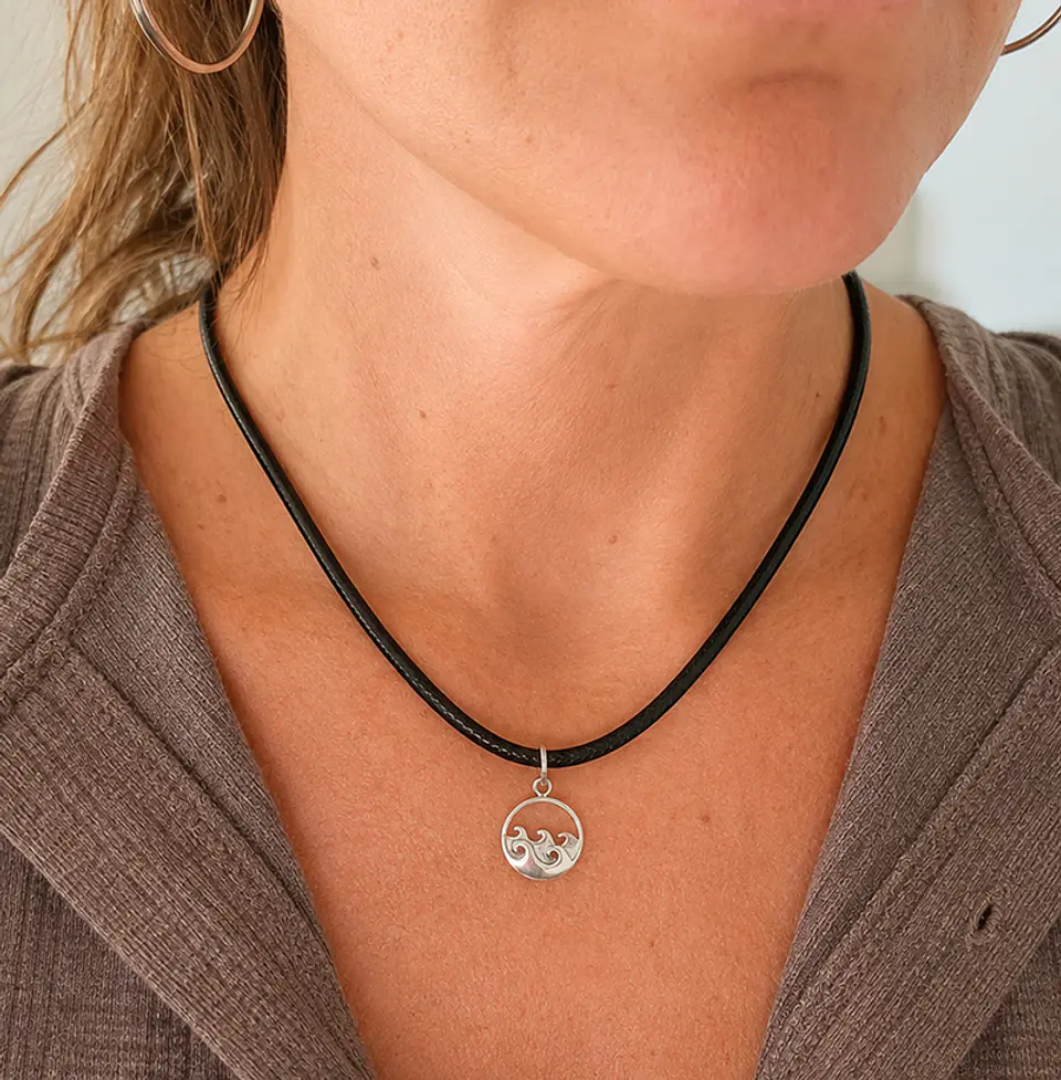 Collar Oleaje 3
