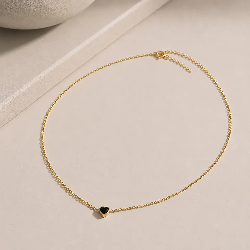 Collar Corazón Negro 2