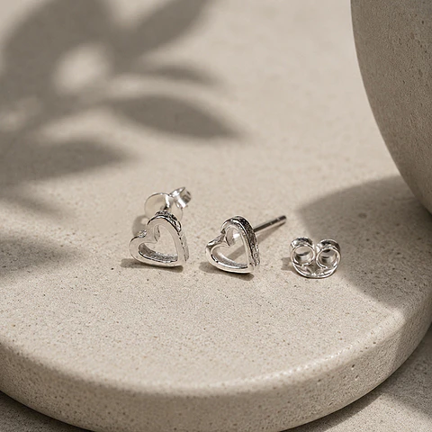 Aros Mini Corazón Calado