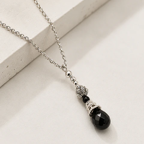Collar Ónix Loto
