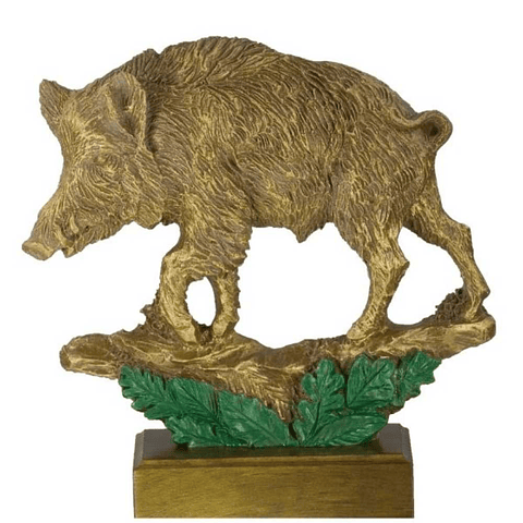Figura de jabalí sobre roca