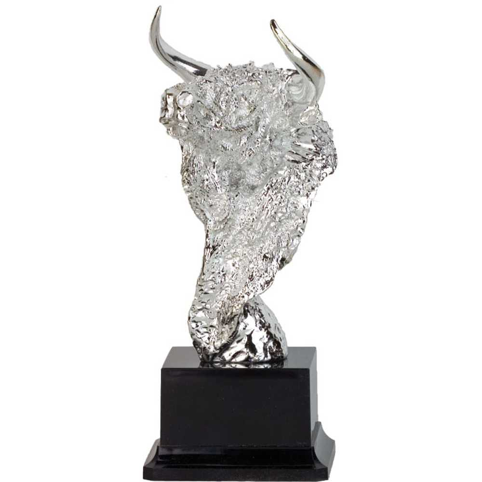 Figura toro plateada 1