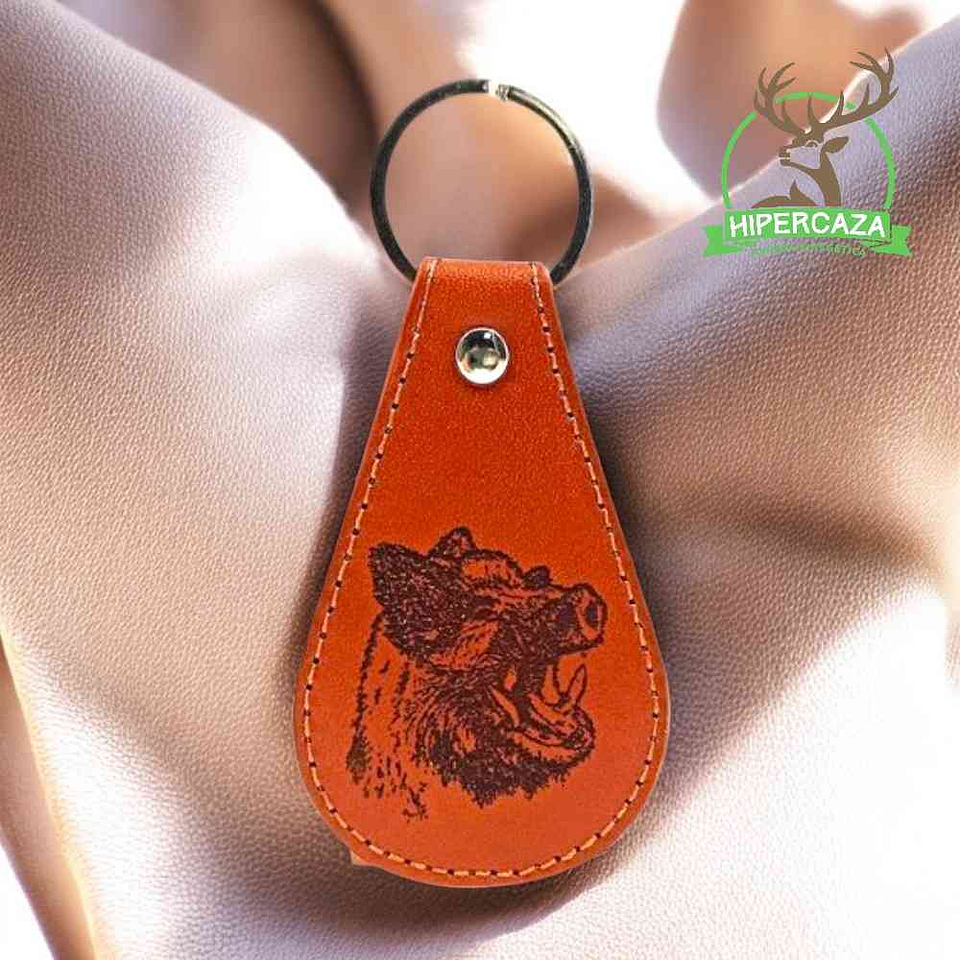 Llavero de piel personalizado jabalí  2