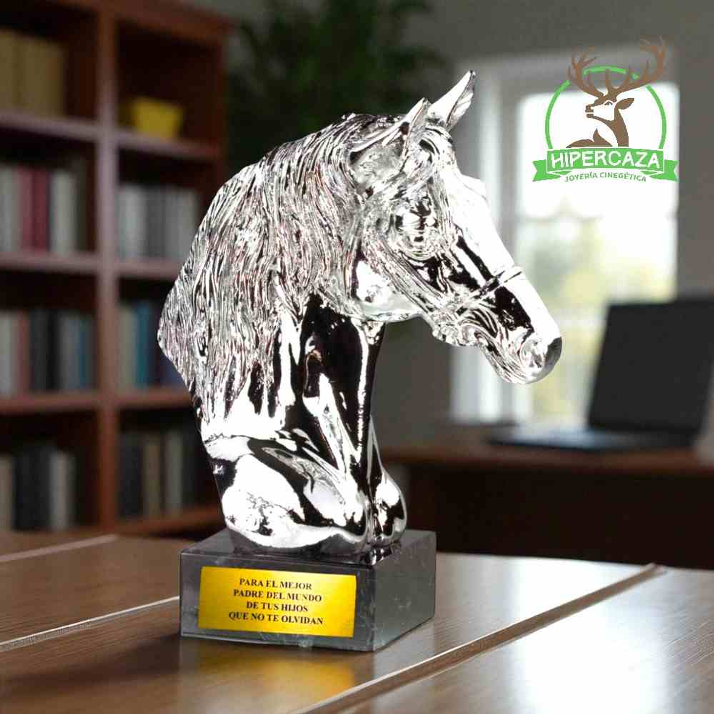 Figura ecuestre plateada  2