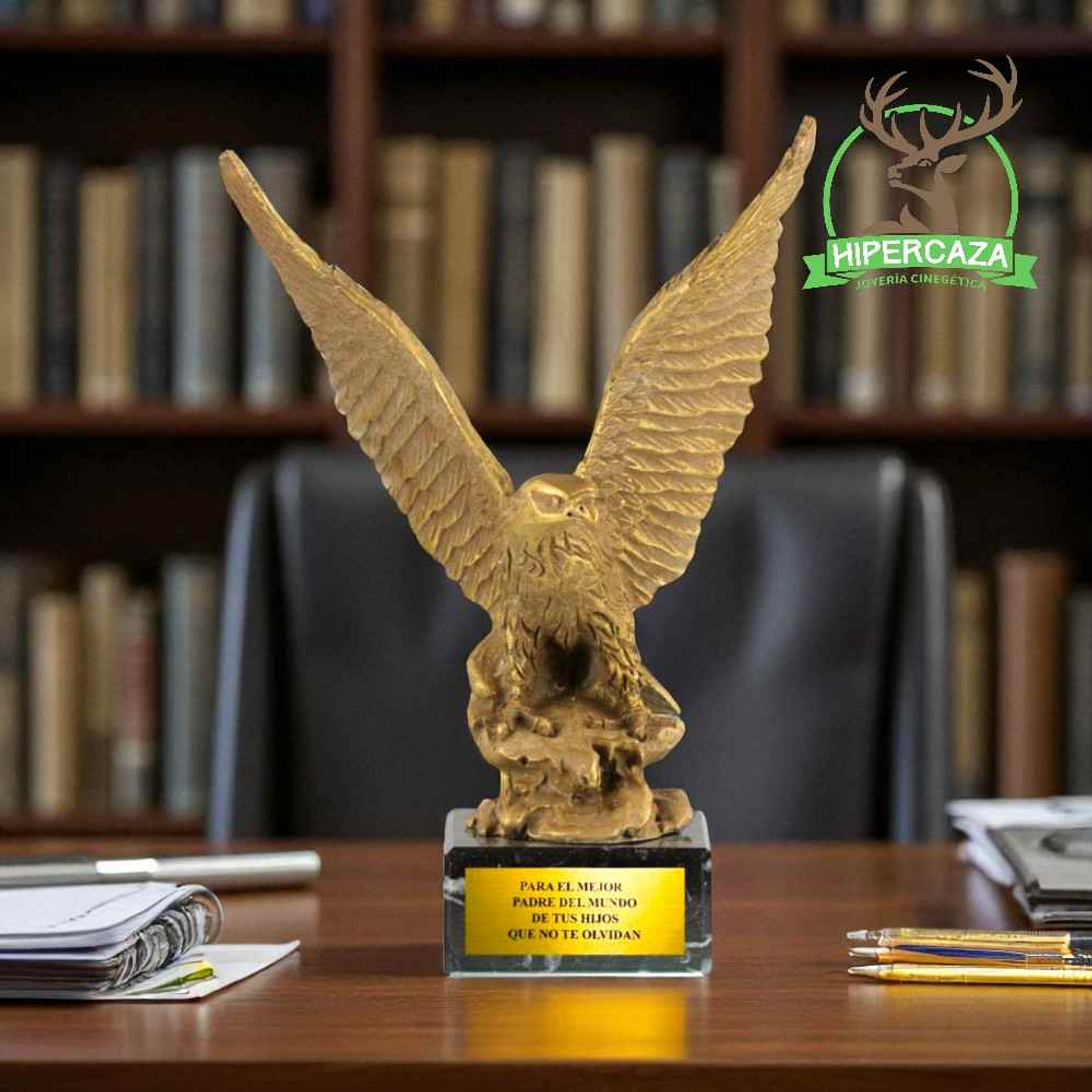 Escultura de águila 2