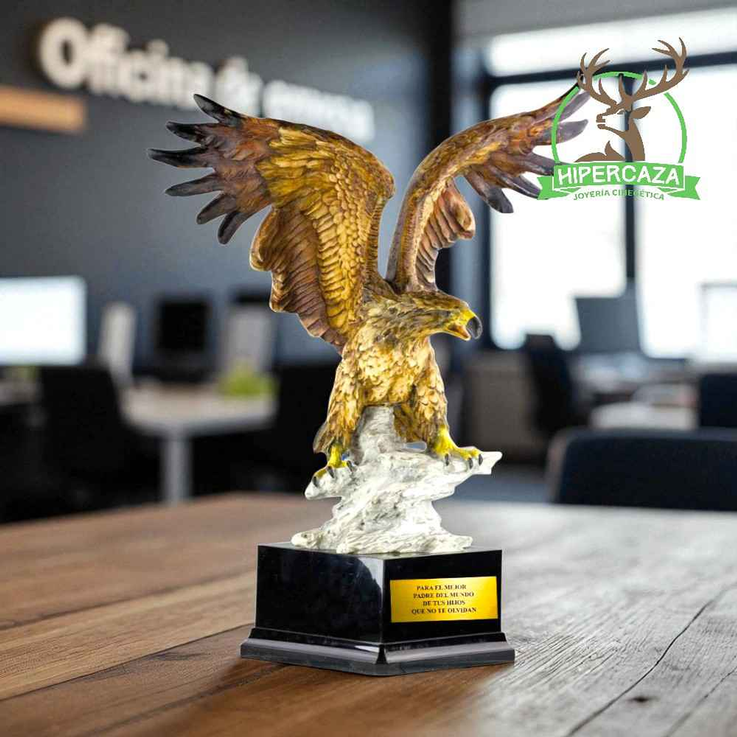 Figura en resina águila 2