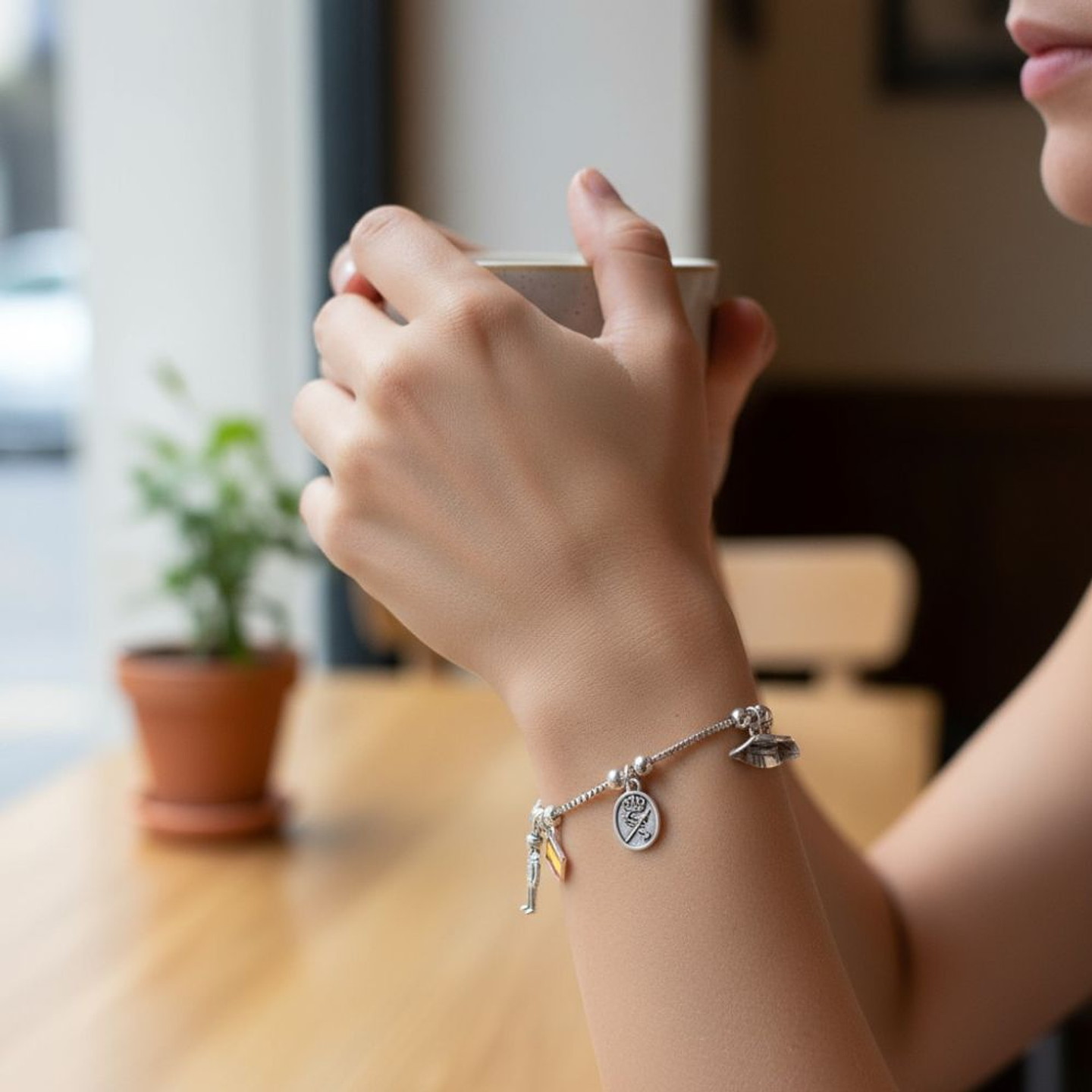 Pulsera de la guardia civil mujer 2