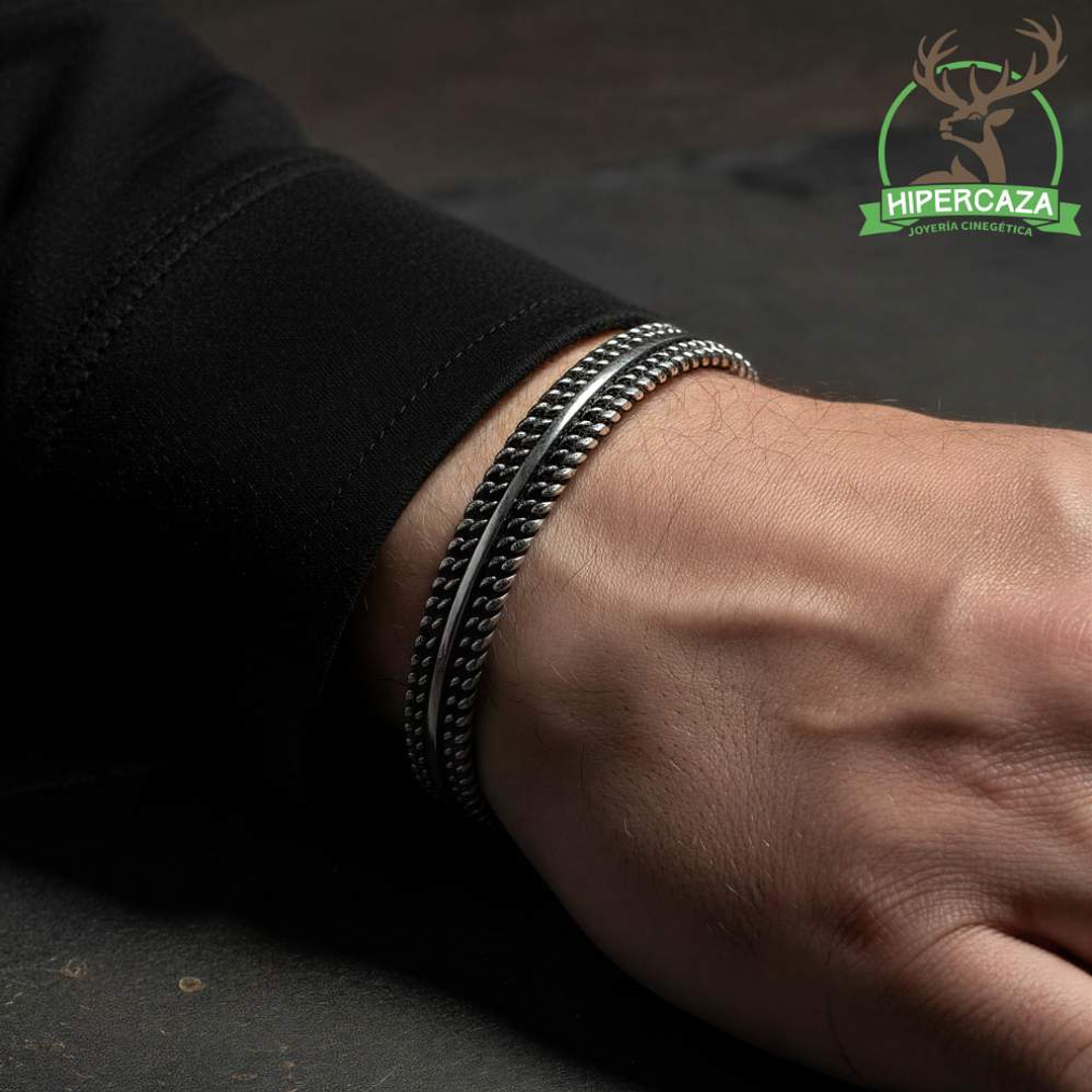 Brazalete de caballero en acero  2