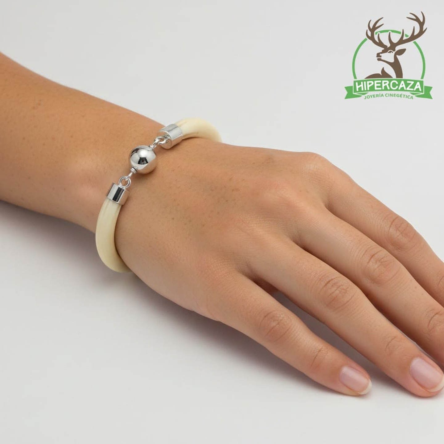 Pulsera de colmillos jabalí hembra 2