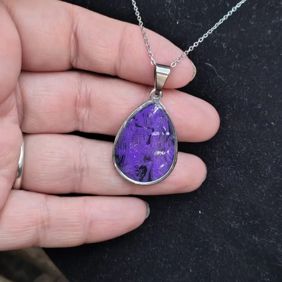 Collar Violeta 2
