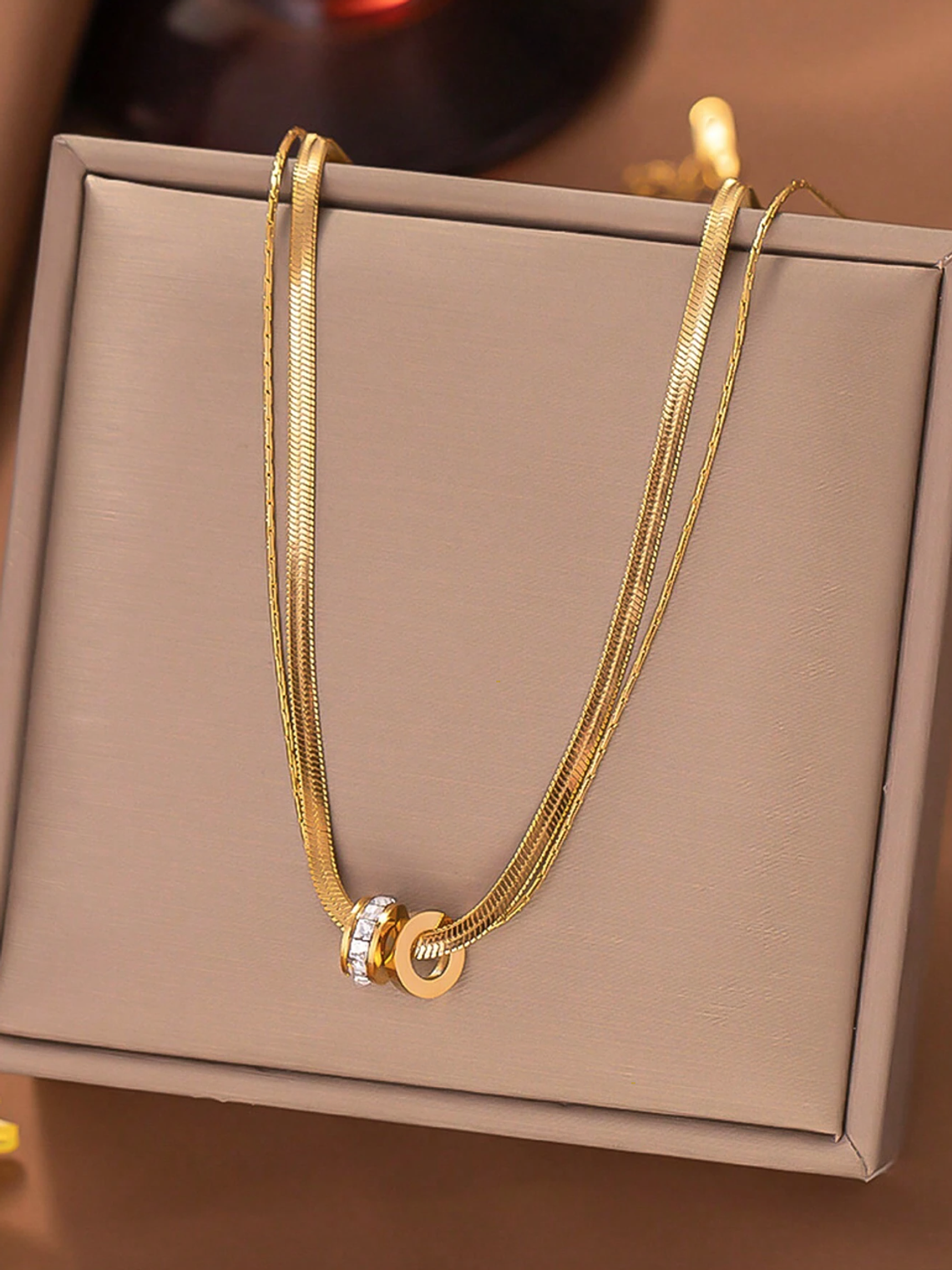 COLLAR SAINT LUCIE DOREE 4