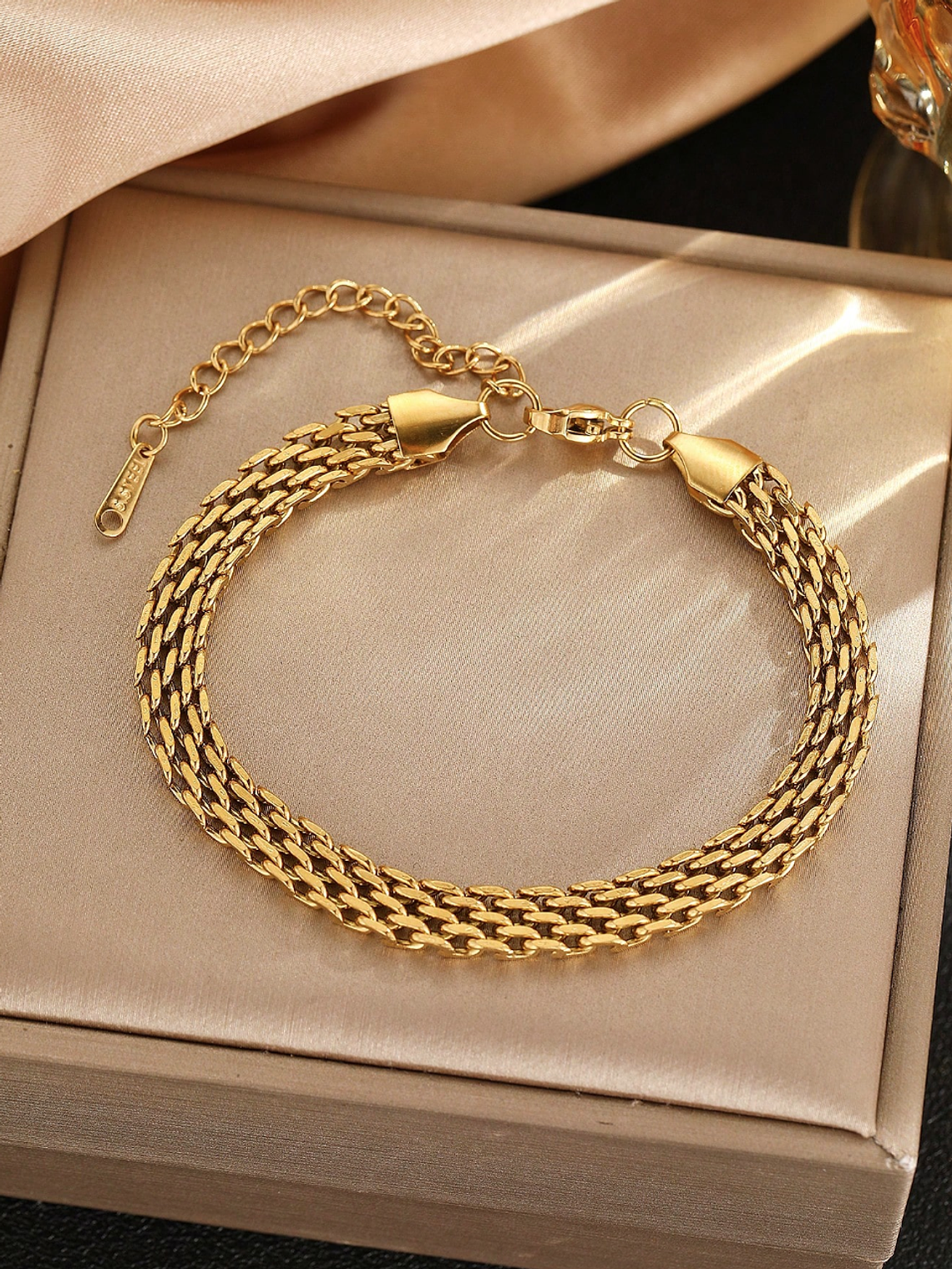 PULSERA MALLA DOREE 1