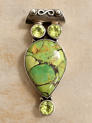 COLGANTE TURQUESA VERDE CON PERIDOTO PLATA 925