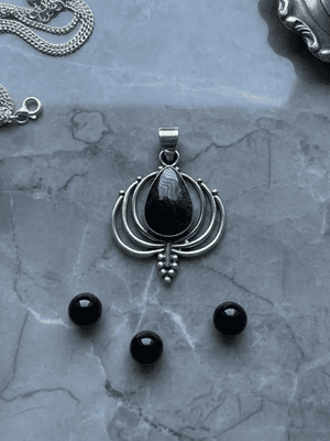 COLGANTE MALAQUITA NEGRA CORONA DE PLATA PSILOMELAN PLATA 925