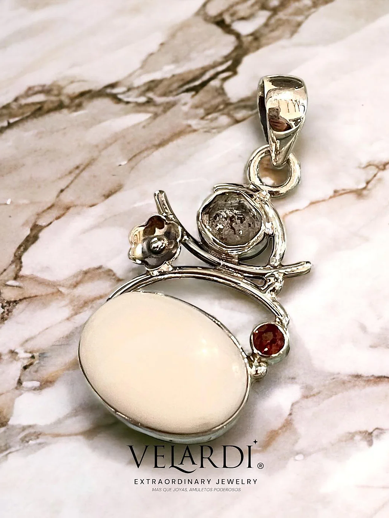COLGANTE OPALO BLANCO, DIAMANTE HERKIMER Y GRANATE PLATA 925 1