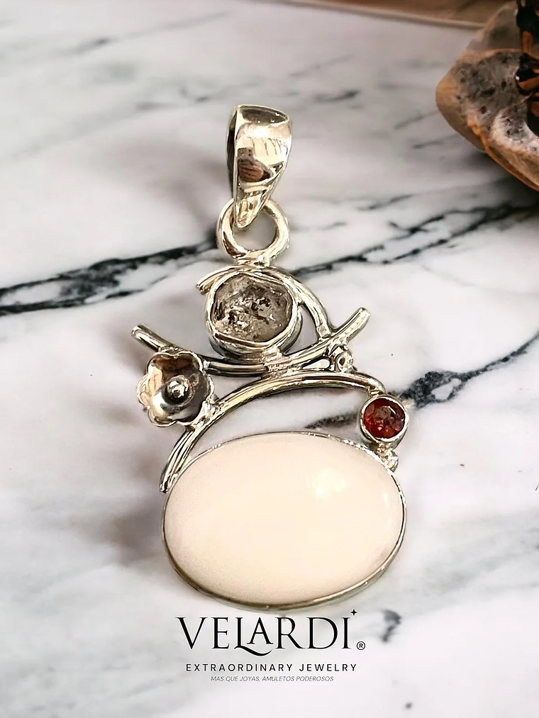 COLGANTE OPALO BLANCO, DIAMANTE HERKIMER Y GRANATE PLATA 925 7