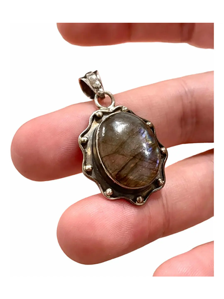 COLGANTE DE LABRADORITA ESPECTROLITA DE FINLANDIA 3