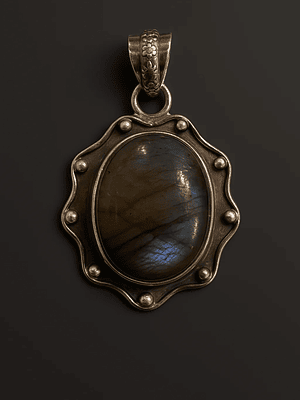 COLGANTE DE LABRADORITA ESPECTROLITA DE FINLANDIA