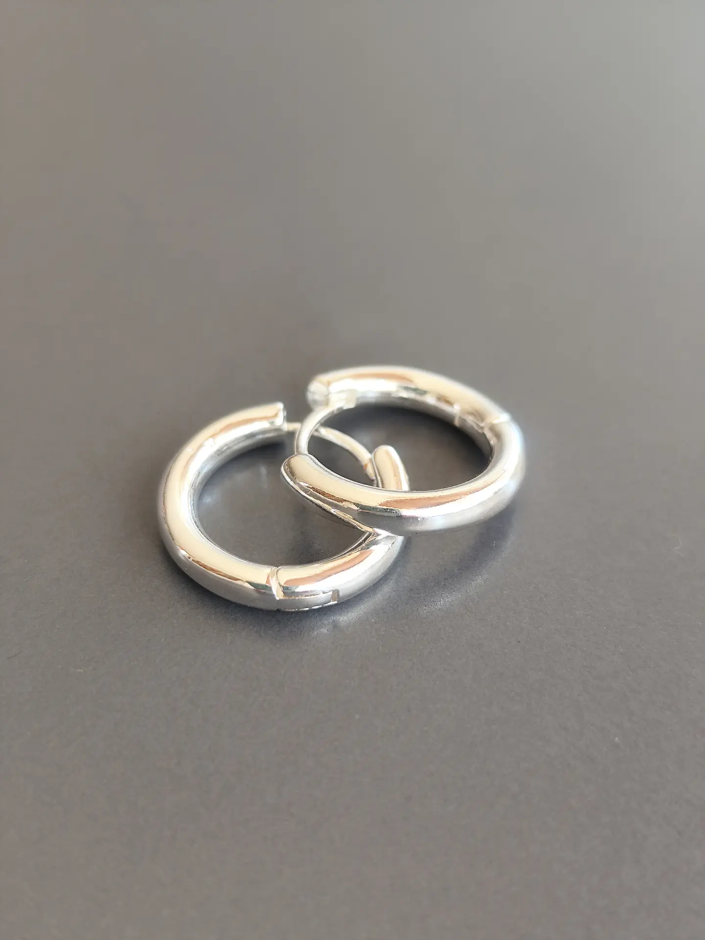 Argollla simple baño en plata 1