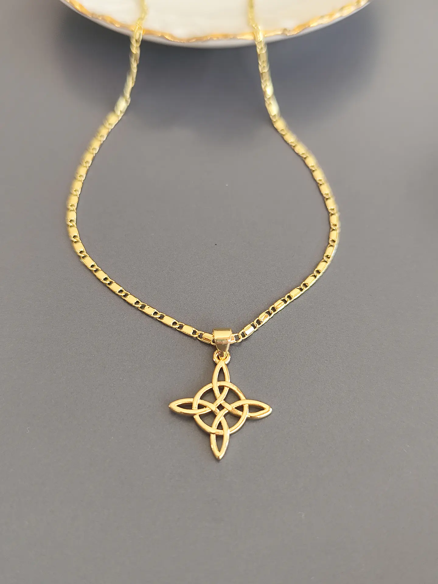 Collar nudo de brujas  2