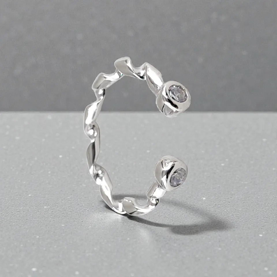 Ear cuff Twist | Plata 925 baño de rodio 4