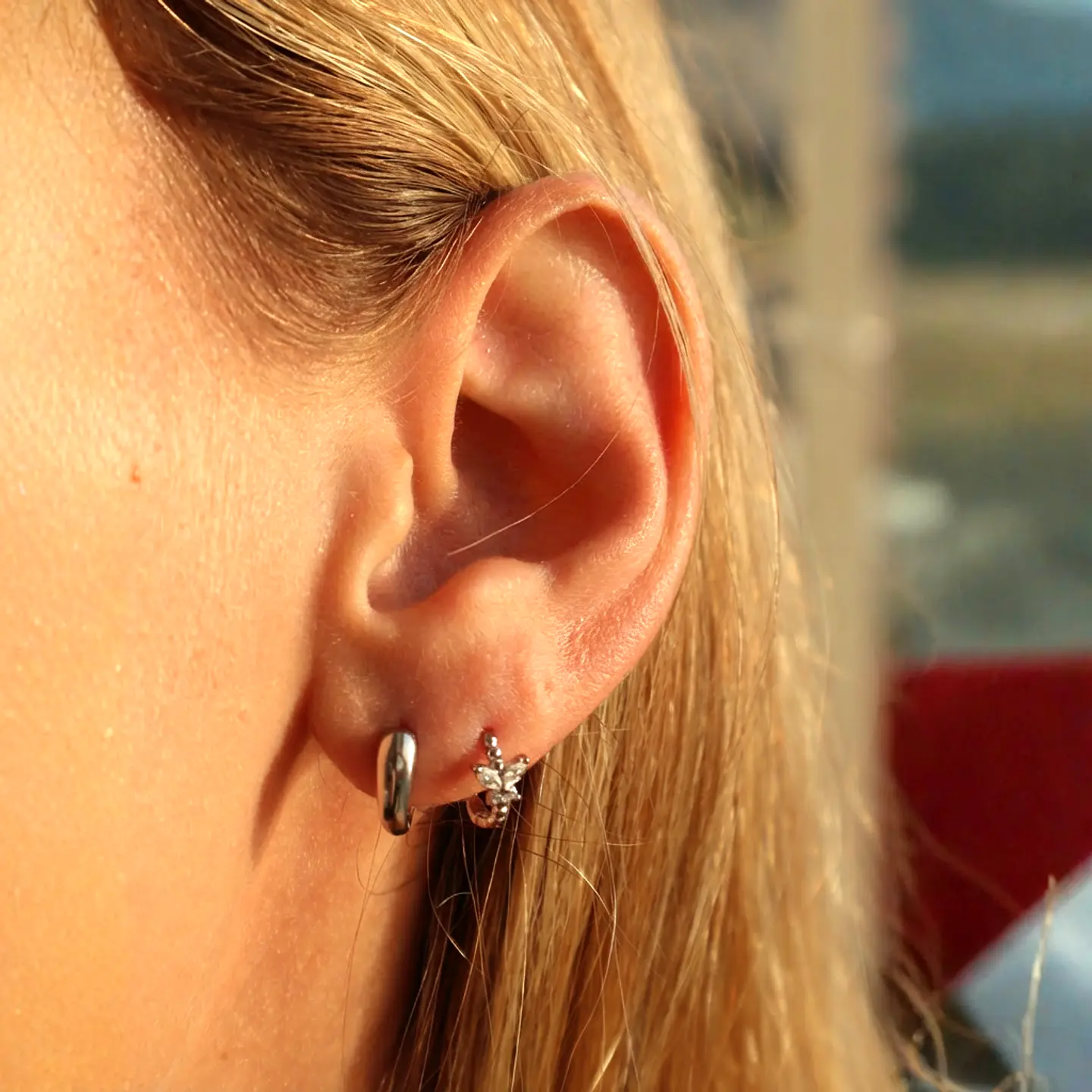 Argollas Mariposa Blanca | Plata 925 baño de rodio 2