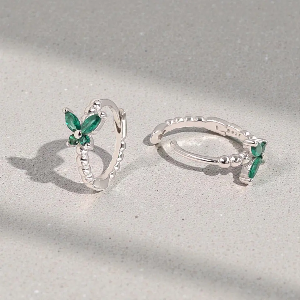 Argollas Mariposa Verde | Plata 925 baño de rodio 3