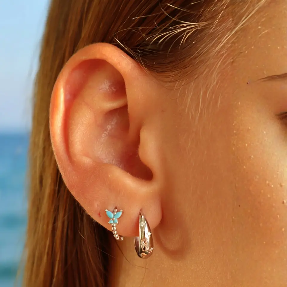 Argollas Mariposa Turquesa | Plata 925 baño de rodio 2