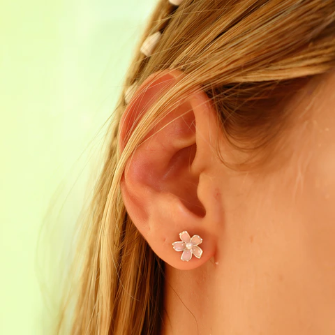 Aros Flor Rosa | Plata 925 baño de rodio