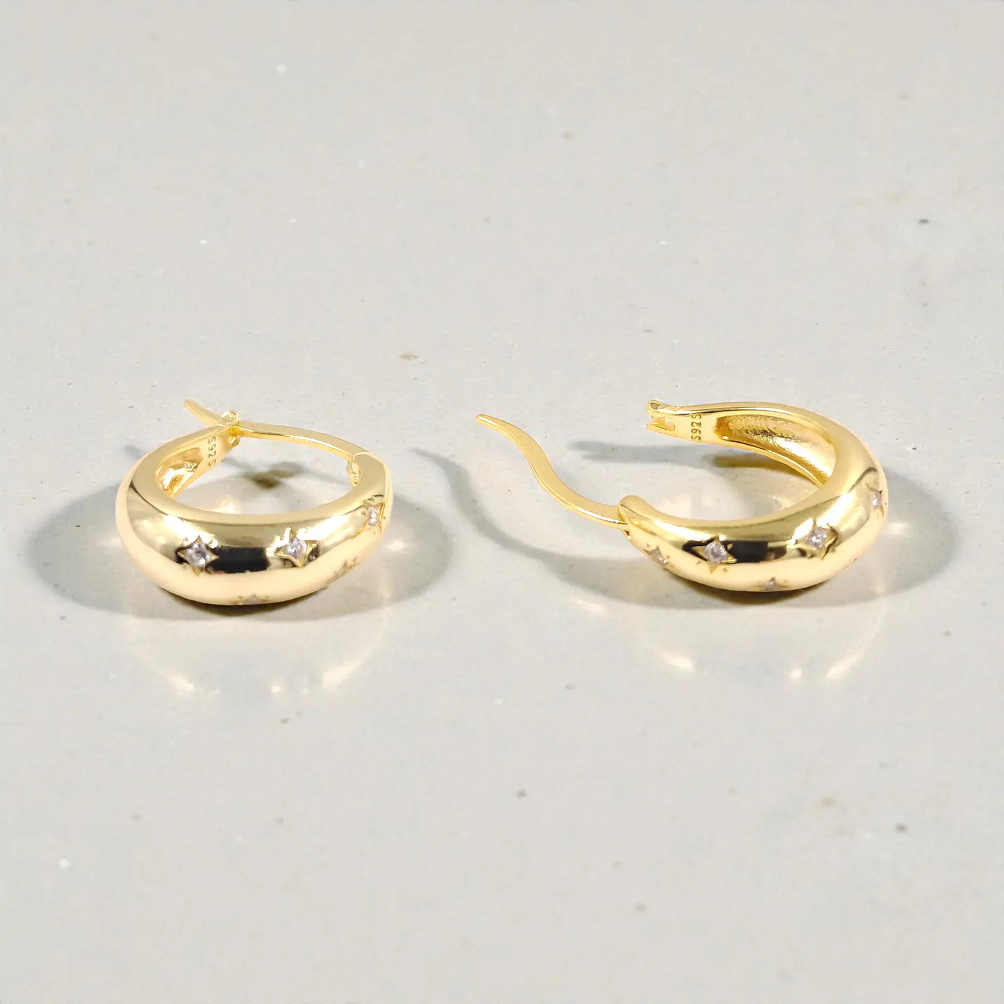 Argollas Estrellita | Plata 925 baño de oro 18k 4