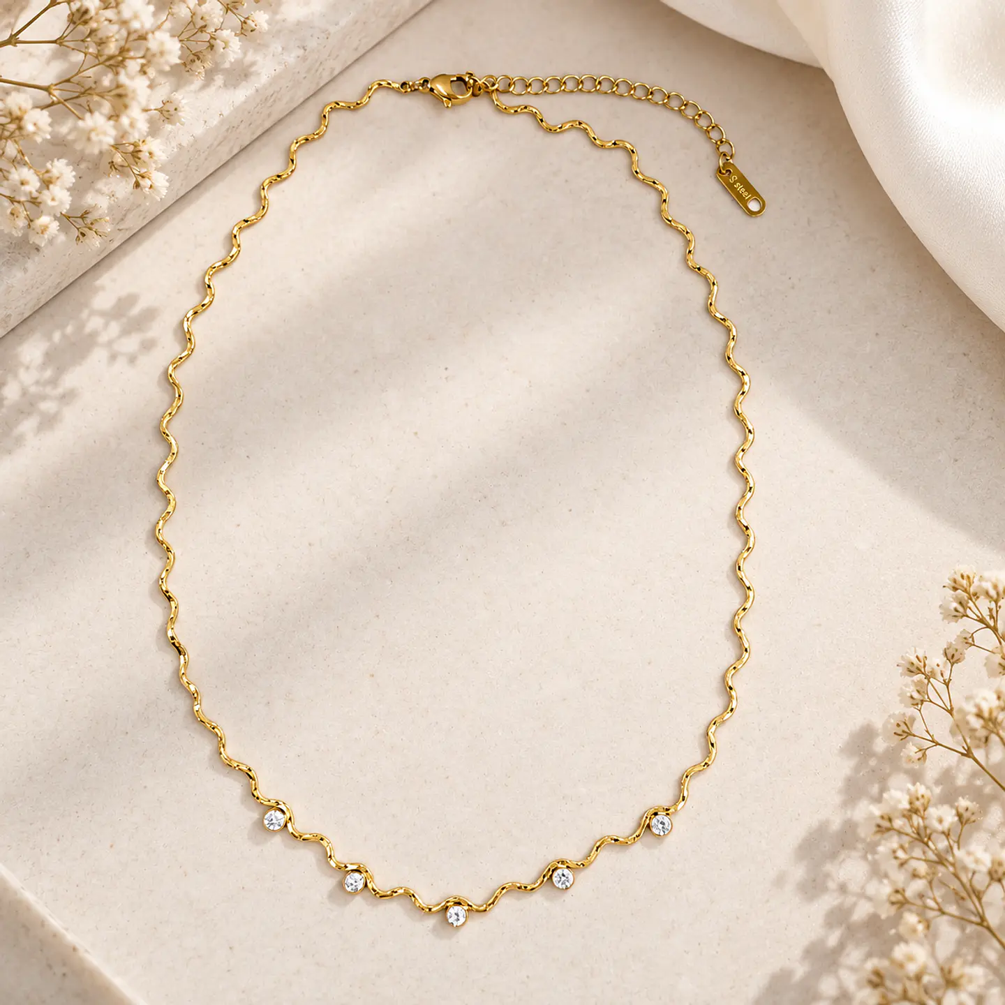Collar Alba 3