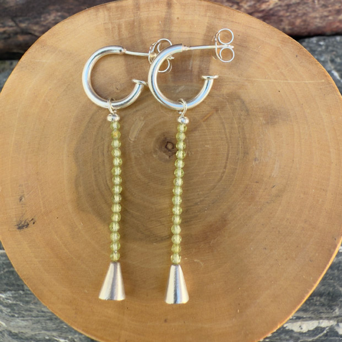 Aros Campanita con Alambre Plata 950 y Mostacillas de Piedra 7