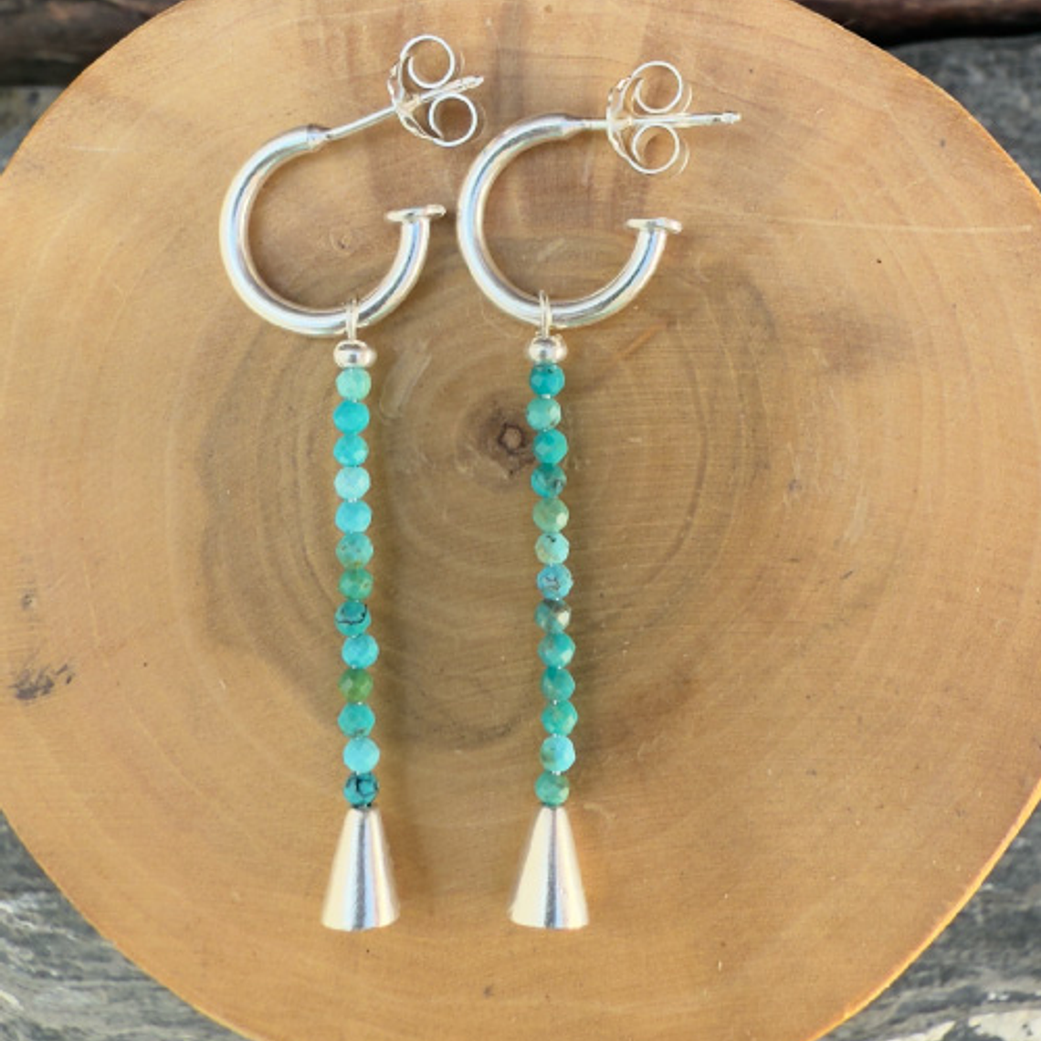 Aros Campanita con Alambre Plata 950 y Mostacillas de Piedra 9