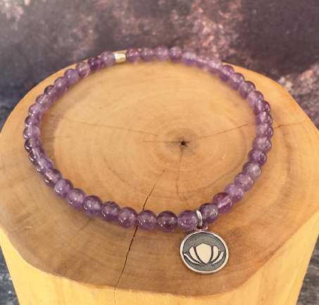 Pulsera elástica con Flor de Loto de plata 950 y mostacillas de Piedras 4