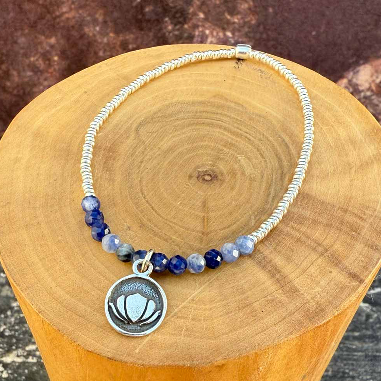 Pulsera Elástica Flor de Loto de Plata 950 con Mostacillas de Plata 1000 y Piedras 3