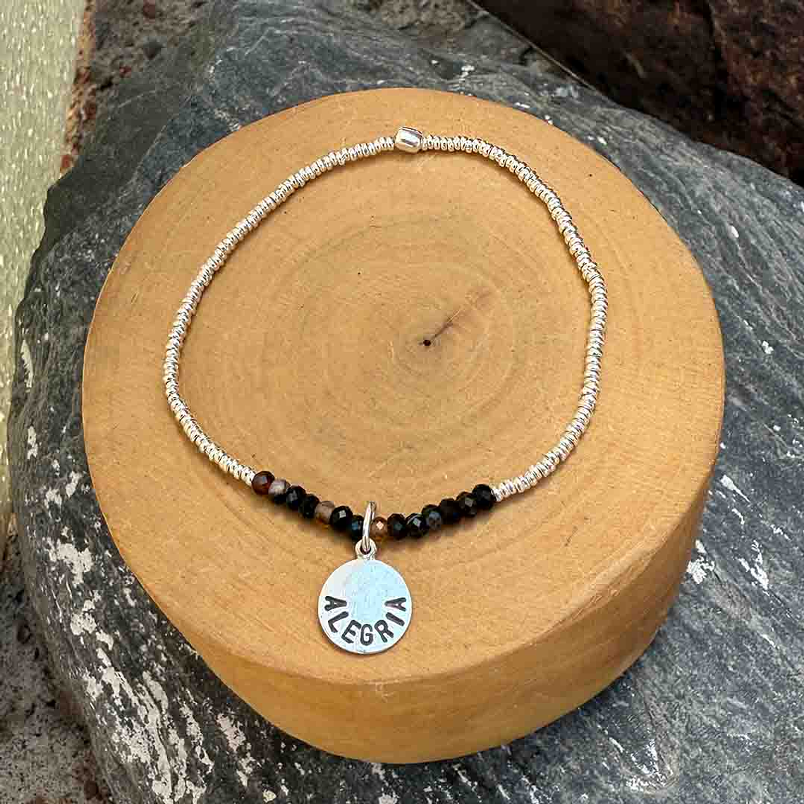 Pulsera Elástica Medalla Alegría Plata 950 y Mostacillas Plata 1000 y Piedras 2