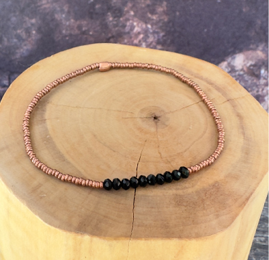 Pulsera elástica de mostacillas de Cobre y Piedras 3