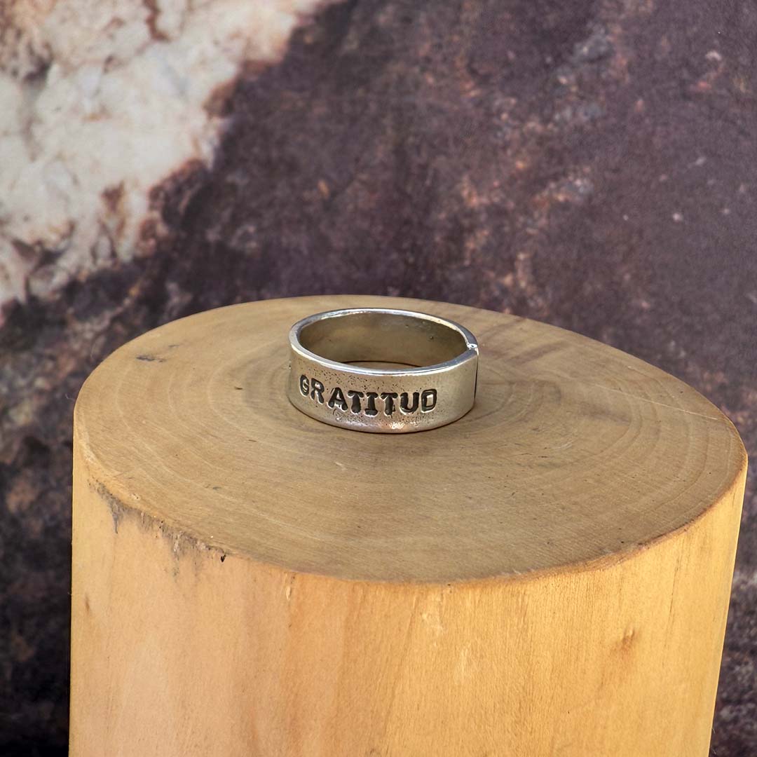Anillo  Conciencia Amor Gratitud de Plata 950 2