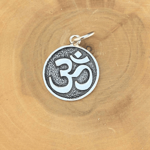 Medalla Om 1,5 cm de Plata 950