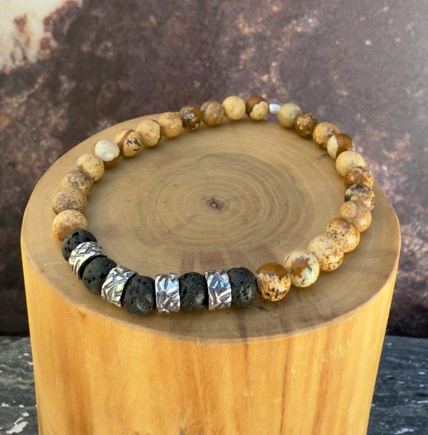 V Pulsera elástica con mostacillas de Plata 950 con lineas y  Piedra Volcánica y Jaspe Amarillo de 6mm 1