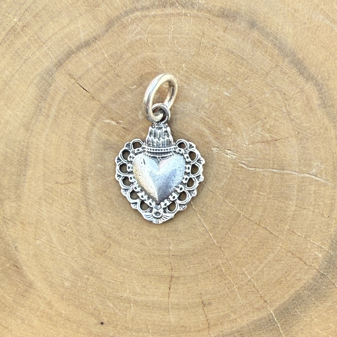 Medalla Corazón con Corona y Vuelos de Plata 950 1