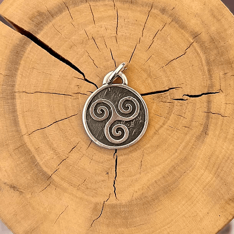 Medalla Trisquel de Plata 950