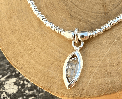 Pulsera Elástica de Mostacillas de Plata 1000 y Herkimer de 1.5cms con Plata 950