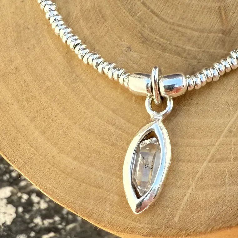 Pulsera elástica de mostacillas de Plata 1000 y  Cuarzo Diamante Herkimer 2