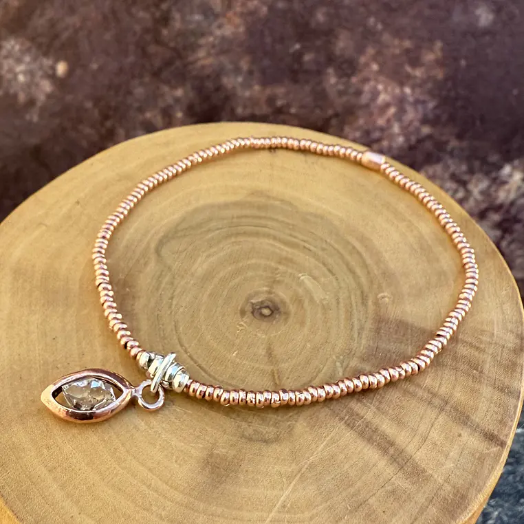 Pulsera elástica de mostacillas de Cobre, plata 1000 y Cuarzo Diamante Herkimer  1