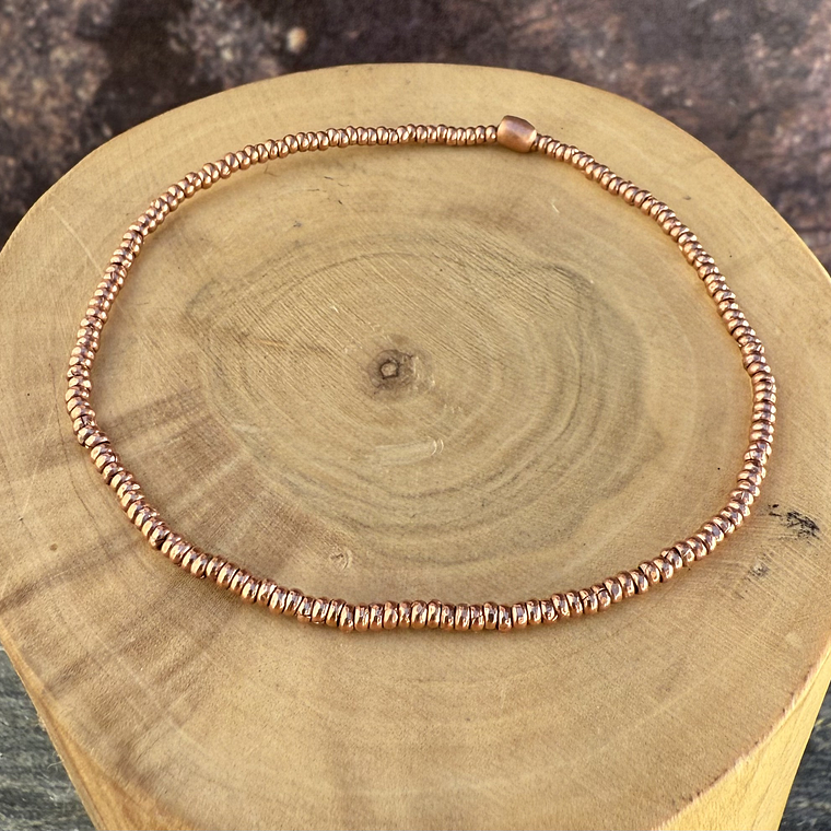 Pulsera Elástica con Mostacillas de Cobre 1