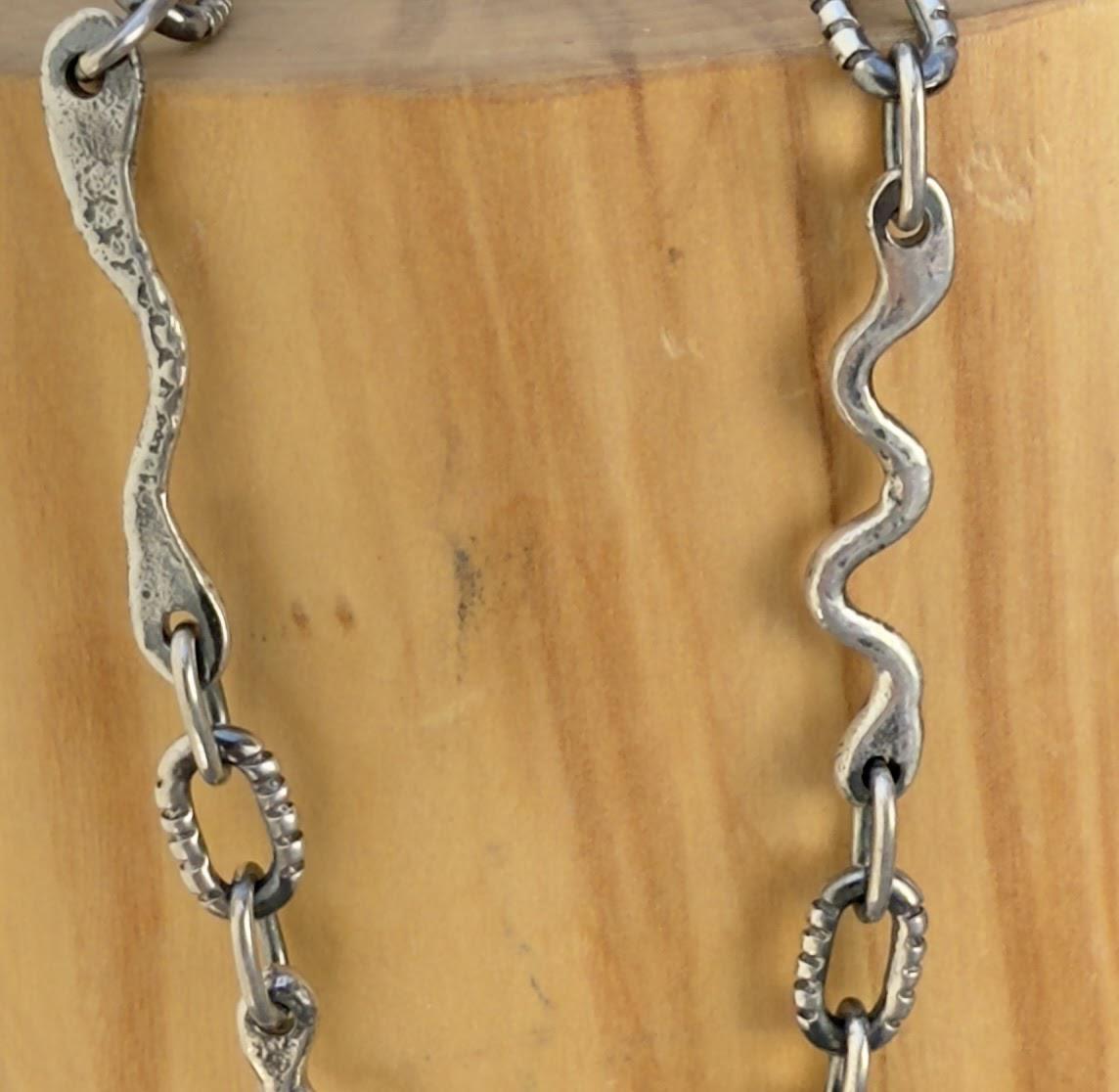 V Cadena de Plata 950 de Palitos con Curvas y Textura Fundida 1